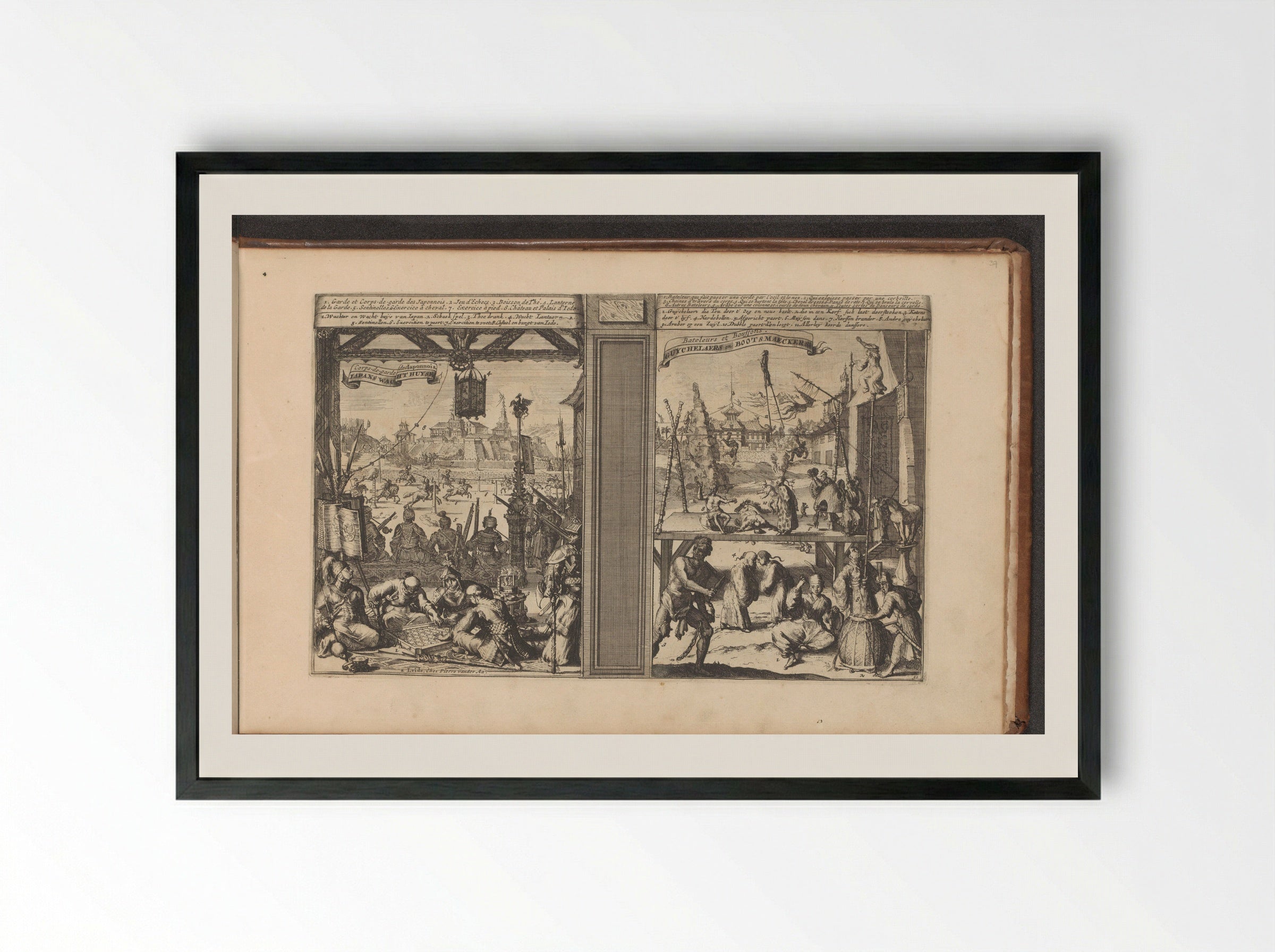 Wachthuis in Japan; Goochelaars en acrobaten - Romeyn de Hooghe - Framed Print Black
