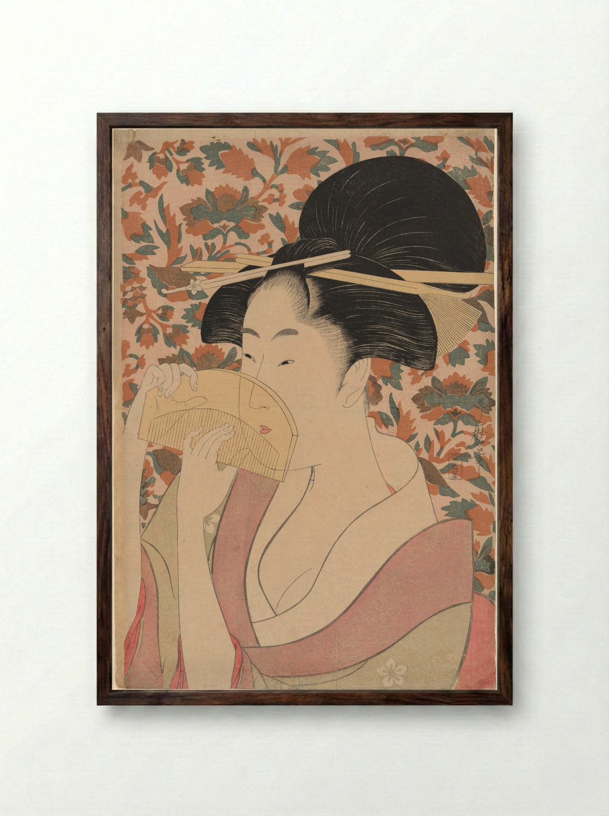 Woman Holding a Tortoise-shell Hair-comb - Kitagawa Utamaro - Framed Print Dark Wood