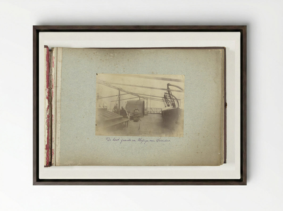 Dek van de boot tussen Vlissingen en Queensborough - Henry Pauw van Wieldrecht - Framed Canvas Dark Wood