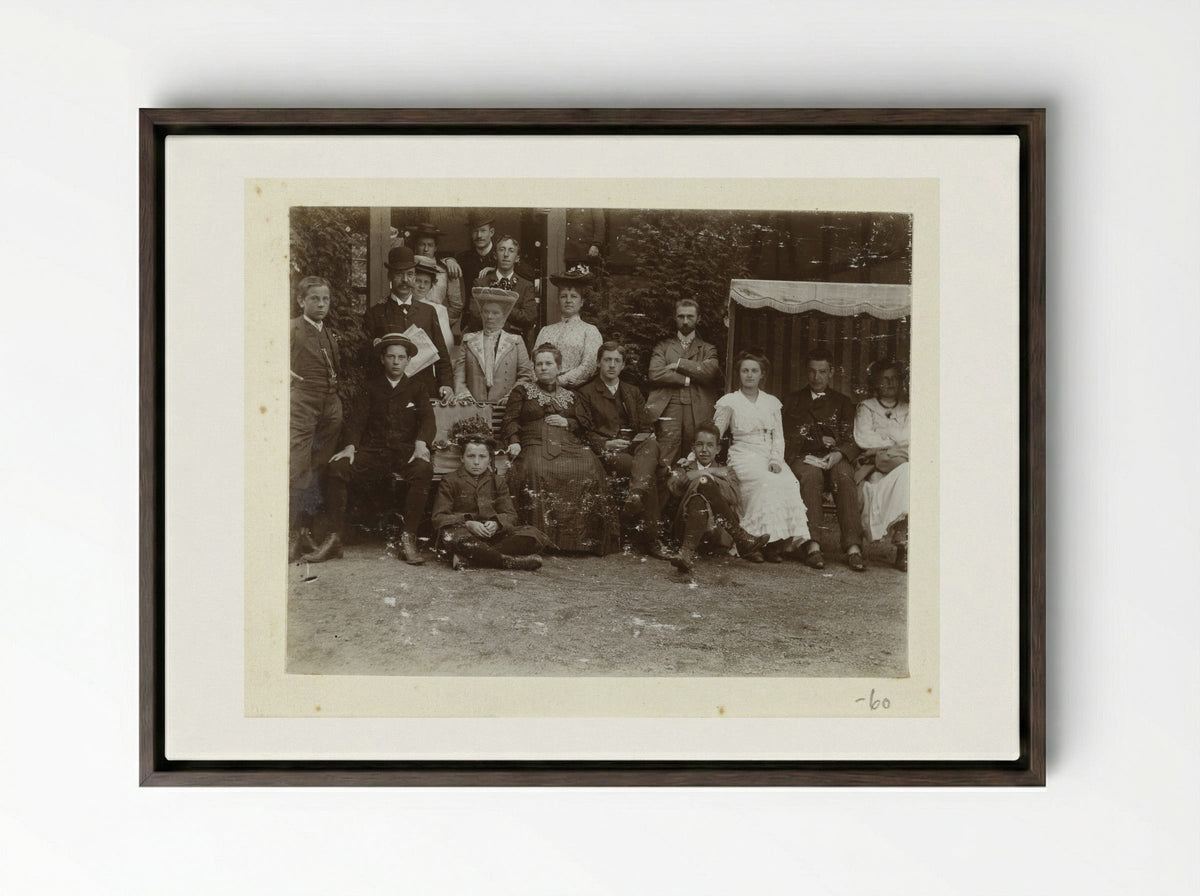 Group Portrait at the Estate (Gelderland) - Geldolph Adriaan Kessler - Framed Canvas Dark Wood