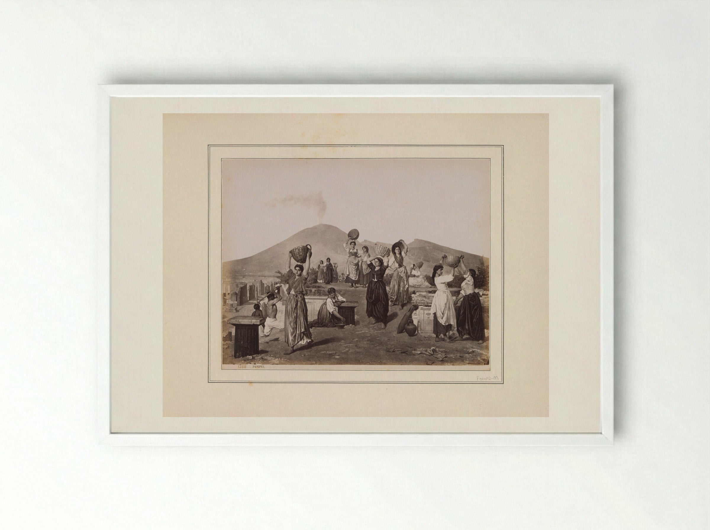 Italian Women at the Excavations of Pompeii - Giorgio Sommer - Framed Print White