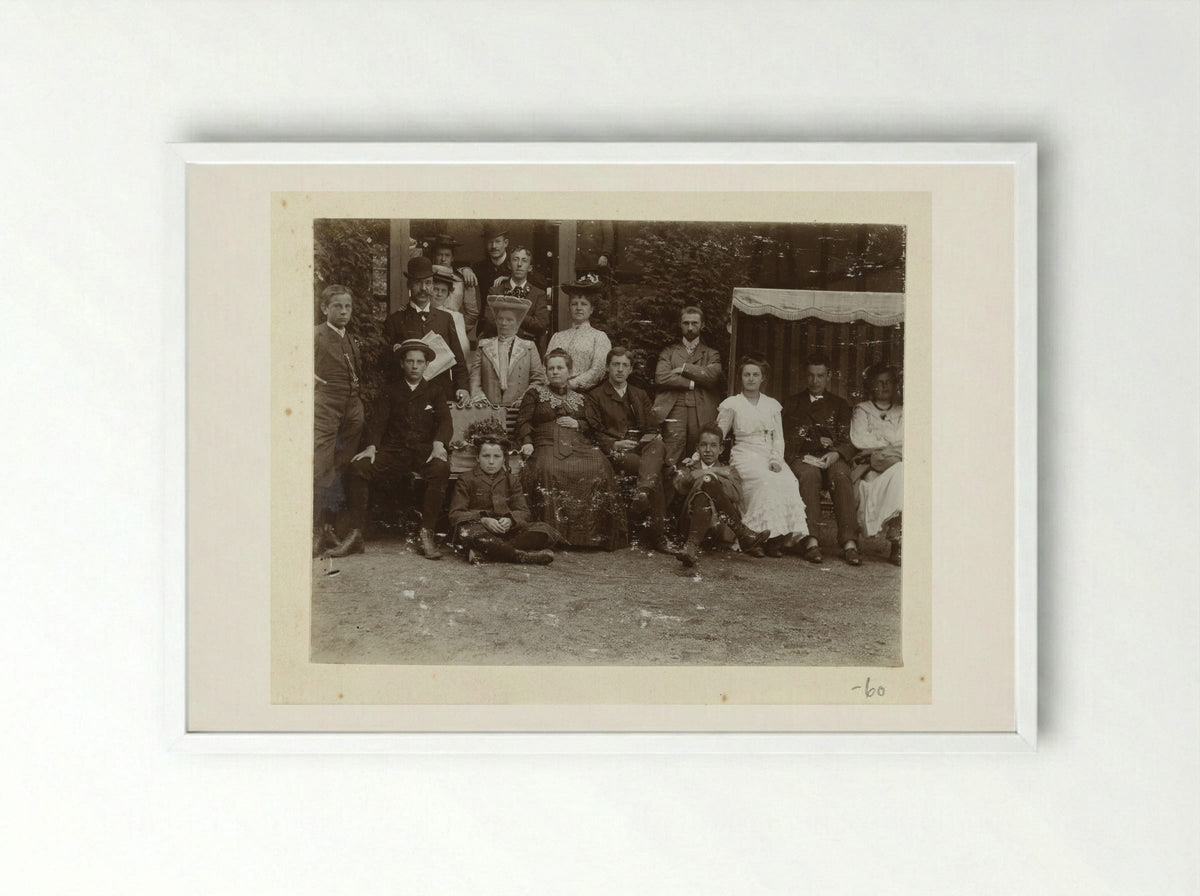 Group Portrait at the Estate (Gelderland) - Geldolph Adriaan Kessler - Framed Print White